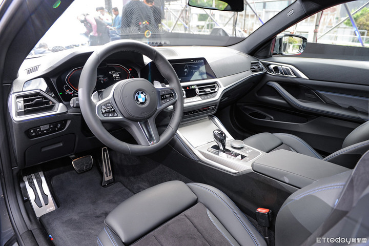 首批120輛完售!BMW新4系列Coupe 236萬起上市、女神許瑋甯代言