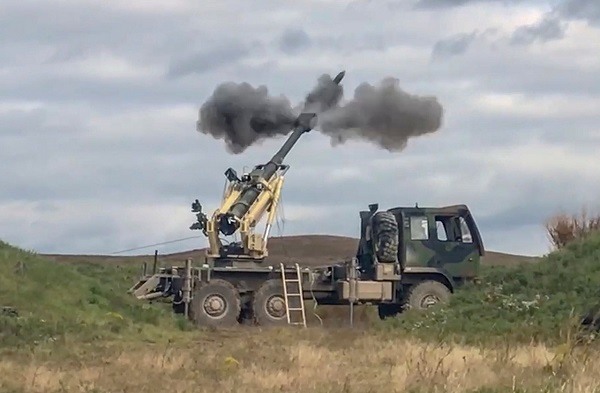 美軍「天下第一機動榴砲」大會 各家廠商精銳盡出