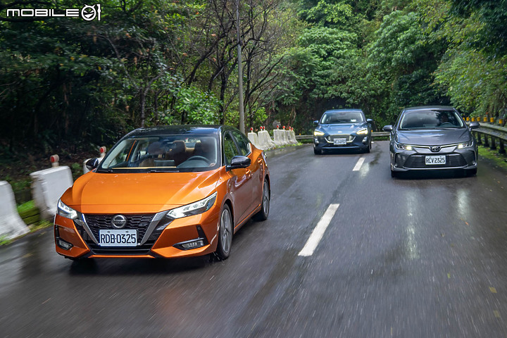 超夯「四門轎車」集合評比|Toyota Altis、Nissan Sentra、Ford Focus 爭奪戰