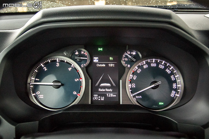 Toyota Land Cruiser Prado 2.8 柴油版試駕|來場優雅荒野行