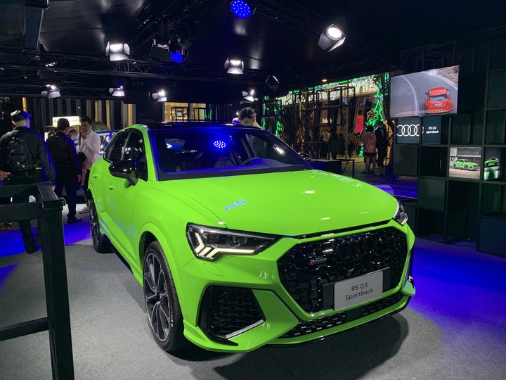 Audi信義區賞車活動,RSQ3真的帥!