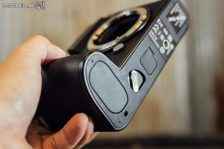 Leica SL2-S 搶先動手玩|外觀介紹及人像實拍!