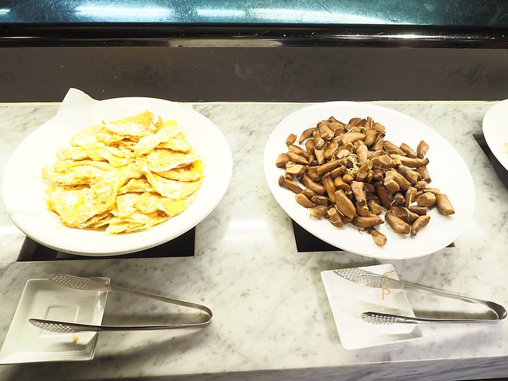 【住宿分享】高雄市 新興區 宮賞藝術飯店 — 有著大空間，一房一特色的旅館