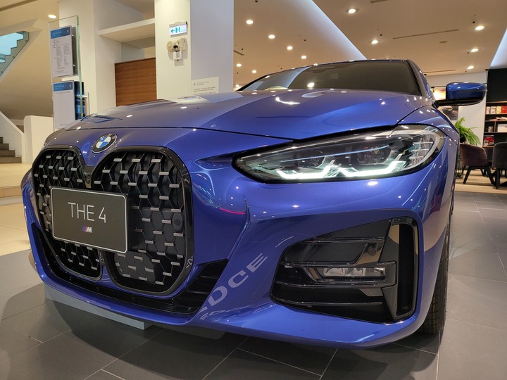 點我看大圖 爭議之鼻!視覺衝擊的BMW 4 Coupe(G22) 靜態賞車