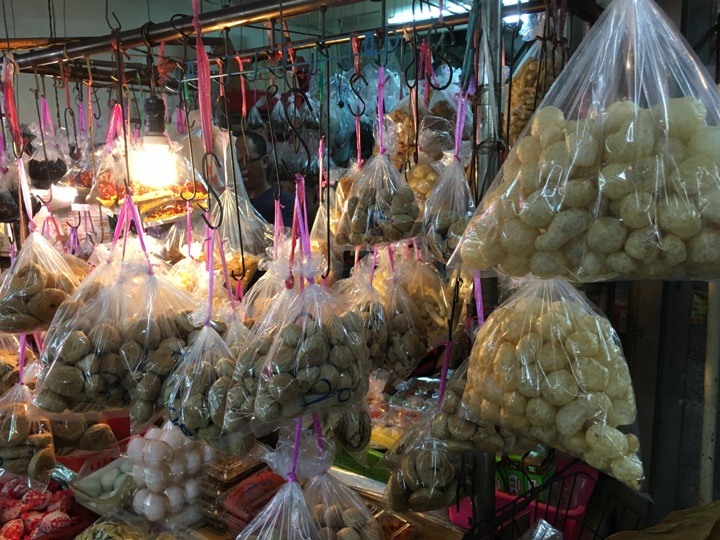 騎遊屏東市四大市場享食記