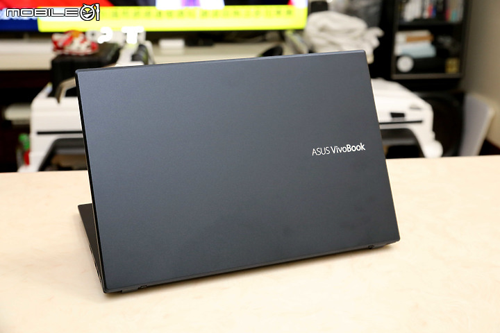 外表不電競的類電競筆電 ASUS X571LI 簡單開箱