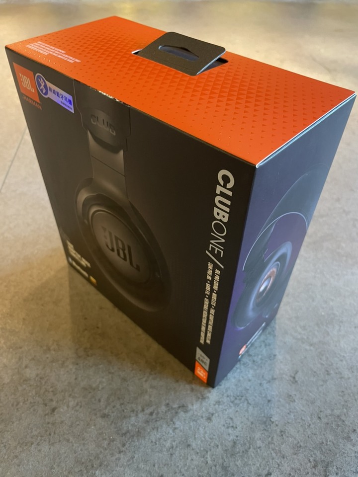 【開箱文】JBL CLUB ONE 專業調音DJ電腦監聽級 頭戴式無線降噪藍芽耳機