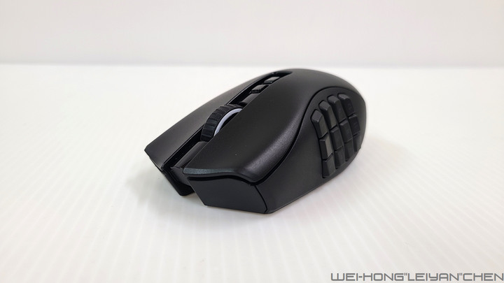 多按鍵無線滑鼠-Razer Naga Pro