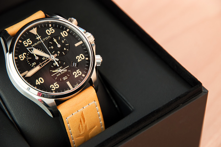 「Hamilton Khaki Pilot」漢米爾頓卡其飛行計時錶 - 開別人箱開箱文
