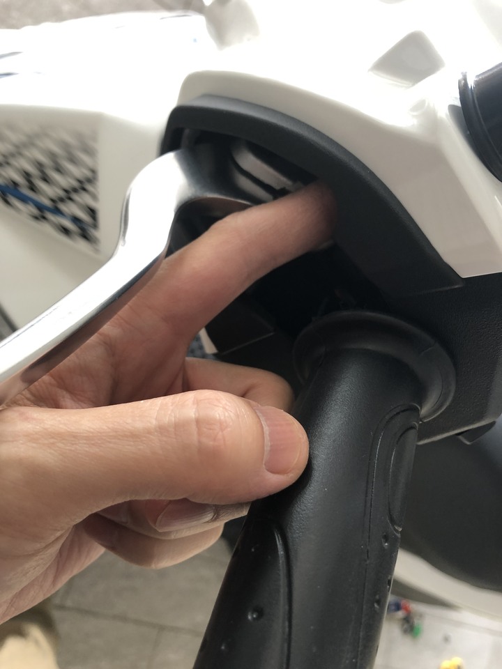 一代Attila關箱和Z1 Attila七期ABS開箱(圖多)