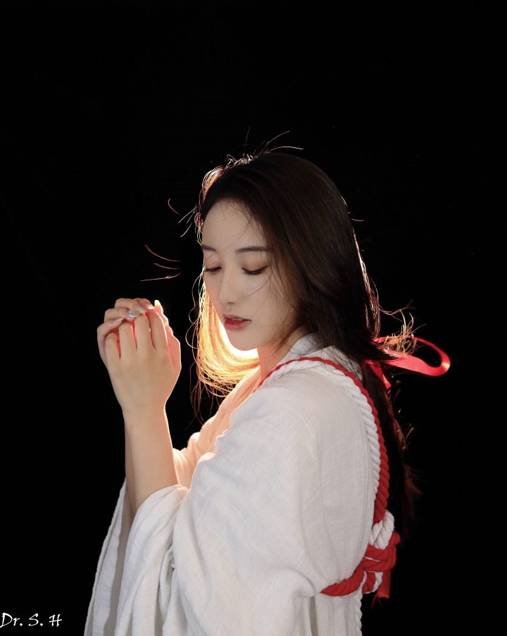 神明少女（神明事務所前台）
