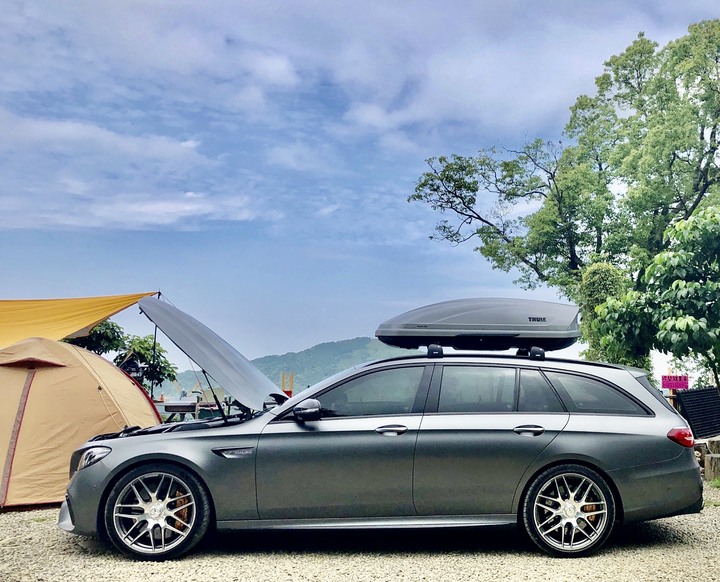 [開箱] 極度浮誇 Mercedes-AMG Roof Box