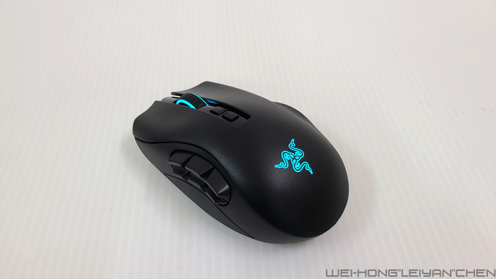 多按鍵無線滑鼠-Razer Naga Pro
