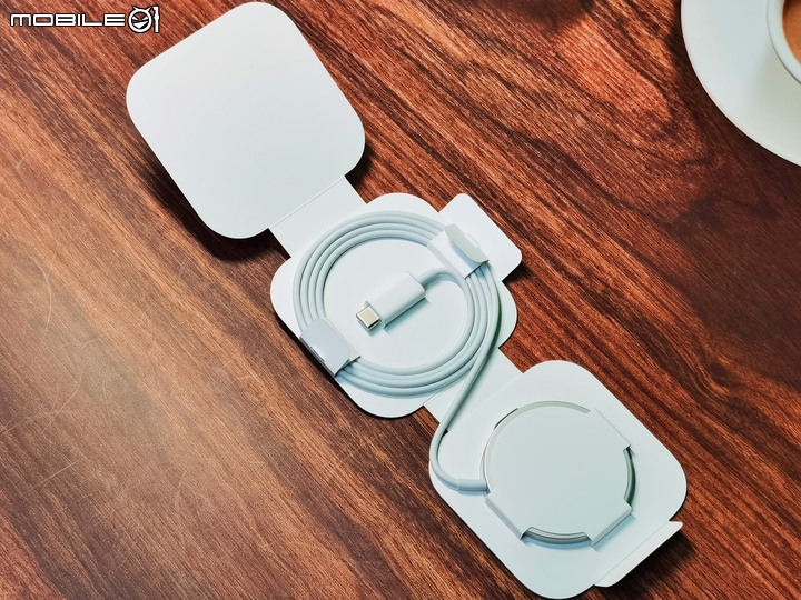 「開箱」Magsafe 多款充電器測試 - iPhone 12 Pro Max最高可以充到幾瓦？