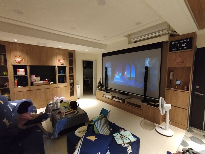 花了2年時間，ＤＩＹ裝潢自家．．．．
