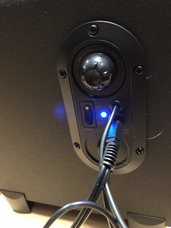 [開箱] 入門高CP-漫步者 EDIFIER R1000T4 & M101BT