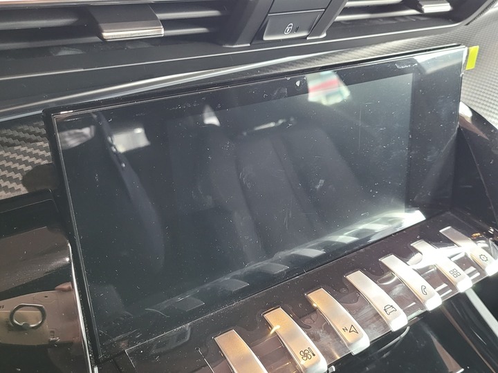 法系絕美跑旅！PEUGEOT 508SW 靜態賞車