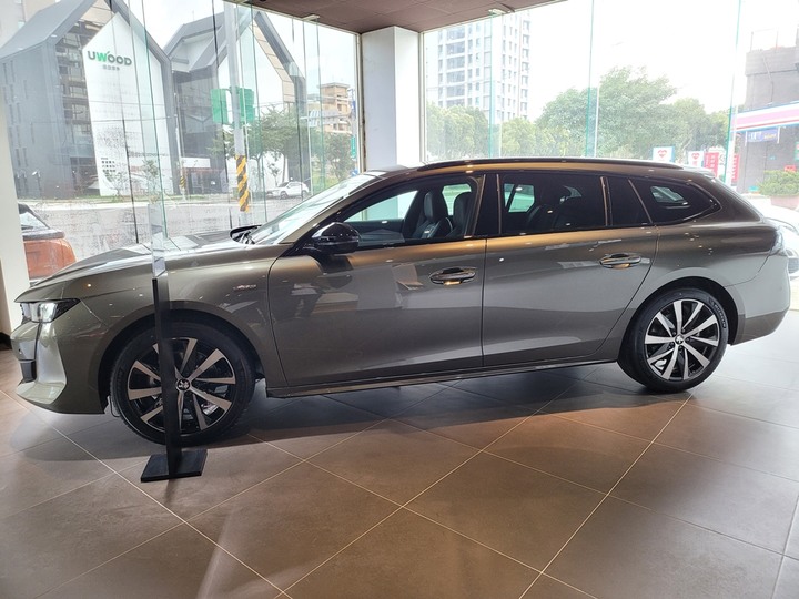 法系絕美跑旅！PEUGEOT 508SW 靜態賞車