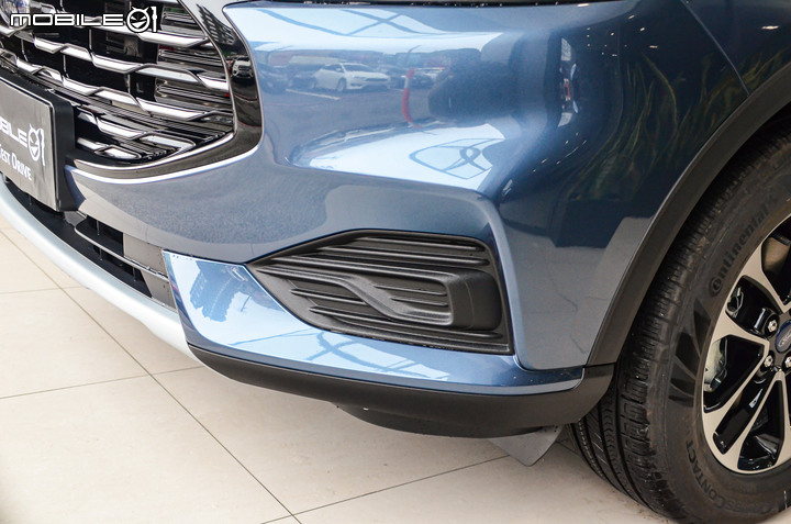 【實車賞析】Ford Kuga EcoBoost 180 雅緻型展間開箱,接單生產的入門選項