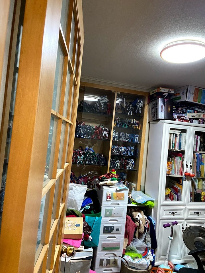 【開箱】台北市18坪36年老屋翻新，兩大兩小紐約風，負擔得起的講究。