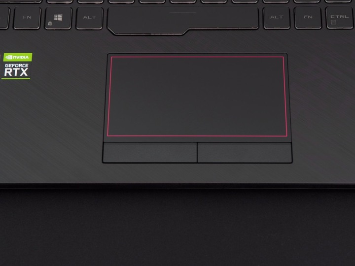 粉粉惹人愛 ASUS ROG STRIX G15 G512LV 電馭粉開箱
