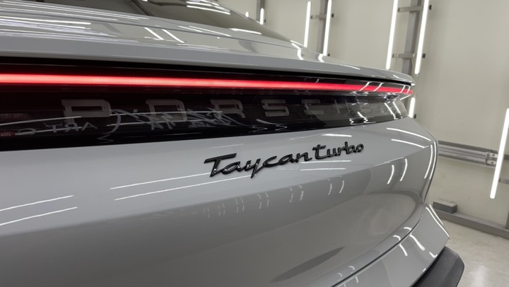 【台中】TAYCAN TURBO野外露出