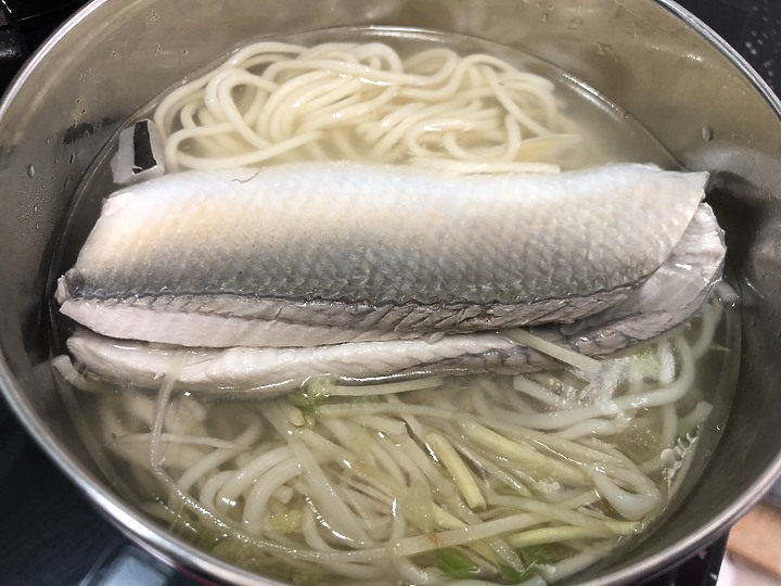 點我看大圖 超級懶人料理的乾拌麵《洛城大掌櫃》