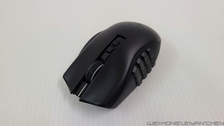 多按鍵無線滑鼠-Razer Naga Pro