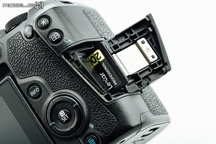 【中階無反集評】Canon EOS R vs. Panasonic S5 vs. Sony A7C 三機大亂鬥！