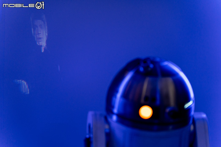 電影能做的它也行！《星際大戰》R2-D2官方復刻1/2模型登台