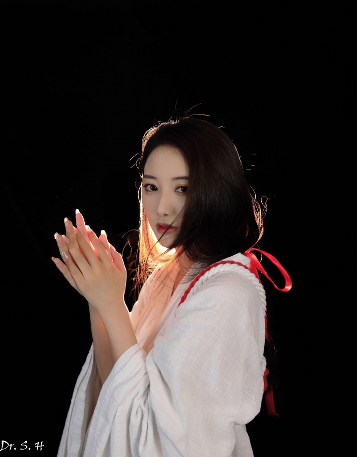 神明少女（神明事務所前台）