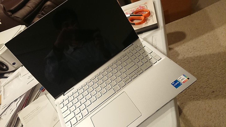 點我看大圖 DELL Inspiron 15 7500 2-in-1 (7506) 使用一月心得