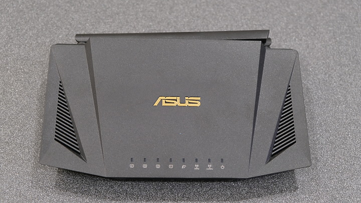 點我看大圖 更快更寬的傳輸效率加上全面防護的路由器 | ASUS RT-AX56U 使用體驗