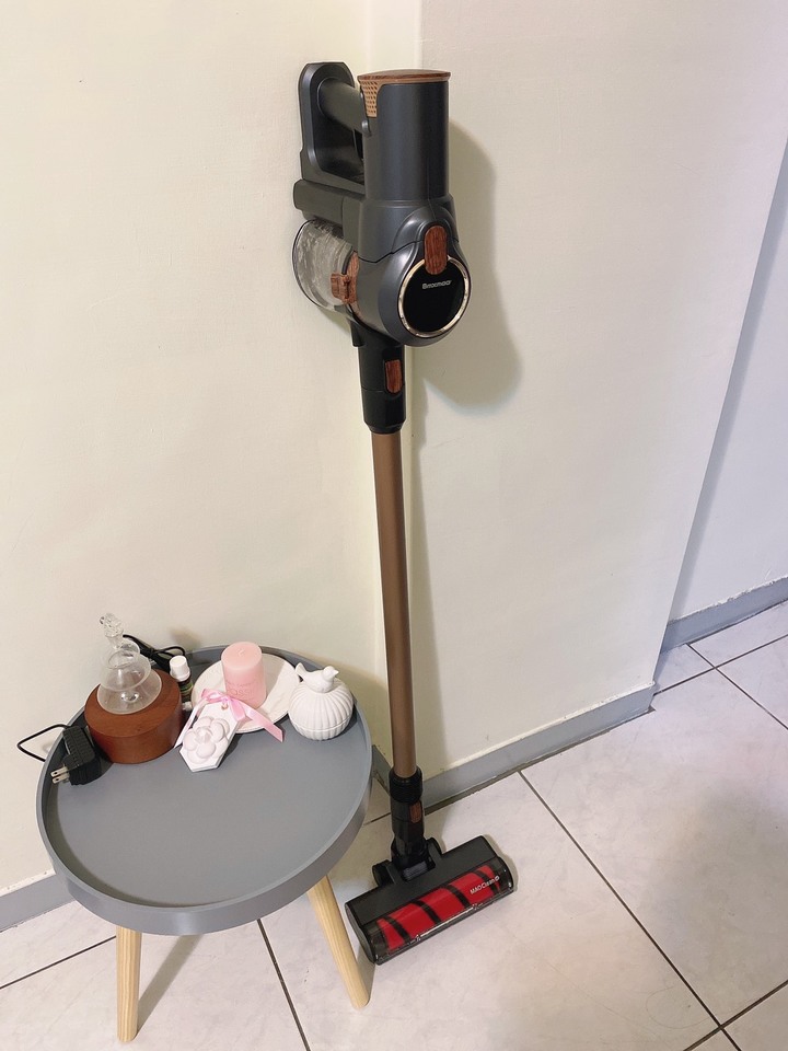[分享雙11戰利品]-日本Bmxmao MAO Clean M7 電動濕拖無線吸塵器-木質金 乾拖濕拖都ＯＫ！根本懶人救星！