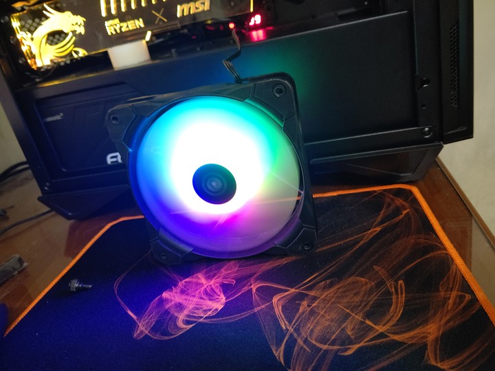 MSI MPG GUNGNIR 110M已上機偽開箱分享
