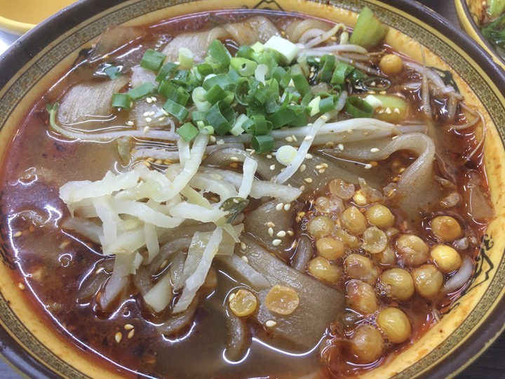 [食記] 火冒三丈成都冒菜，台灣新北新莊，香麻辣中國四川特色美食！