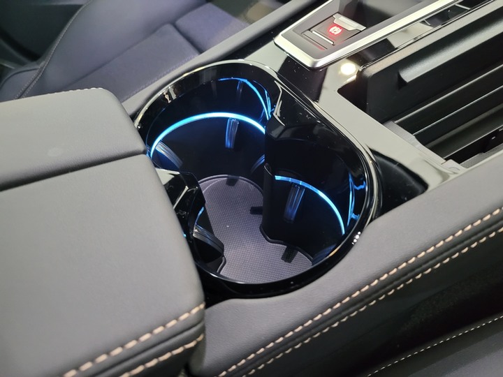 法系絕美跑旅！PEUGEOT 508SW 靜態賞車