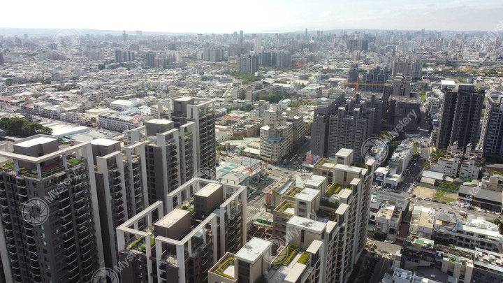 New 太平 櫻花 大櫻國三期 *恰恰好* 戶戶邊間 雙面採光 學區機能自住單純宅 潛銷討論