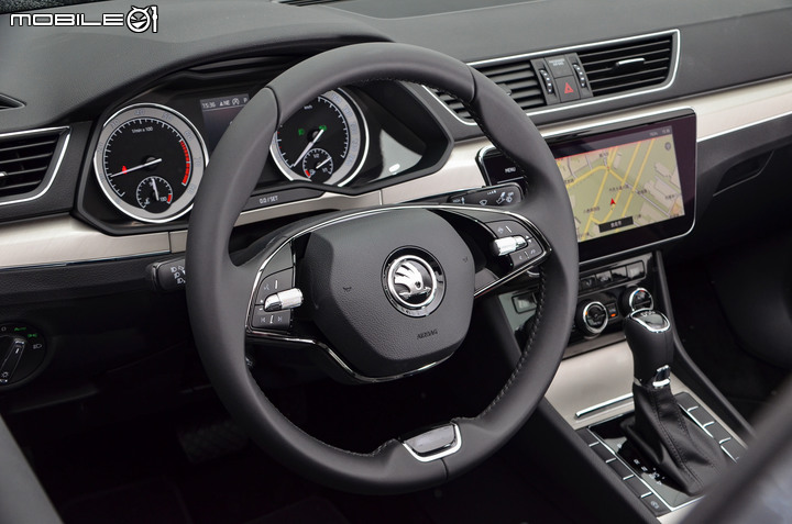 Škoda Superb 1.5TSI 房車菁英版試駕,最超值的歐系進口房車!