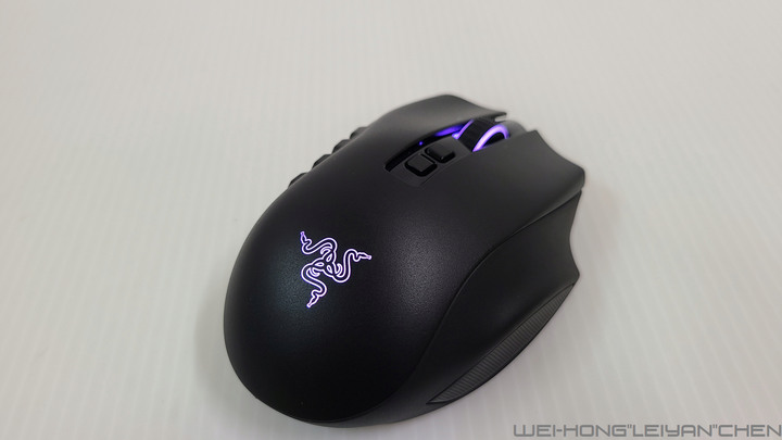 多按鍵無線滑鼠-Razer Naga Pro