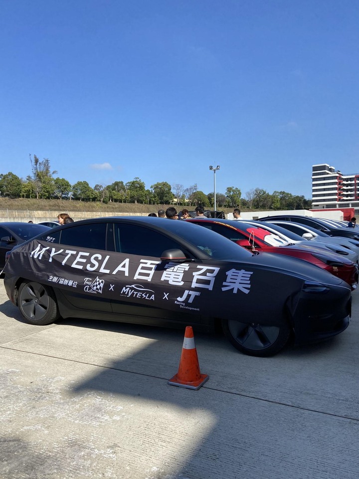 麗寶電動車賽道日