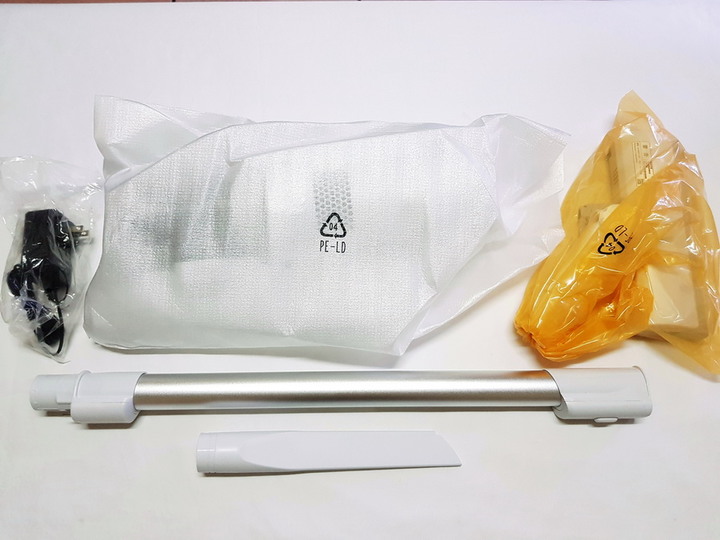 微塵看得見!大吸力也能極輕巧!Panasonic無線吸塵器 MC-SB30J!