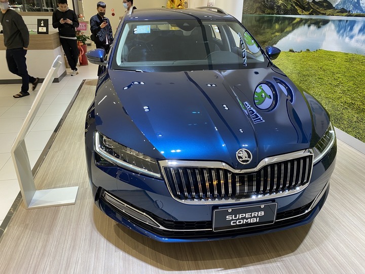 實際去看Škoda Superb 1.5TSI 房車菁英版的感想分享~