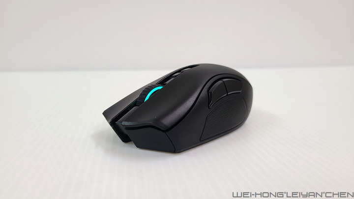 多按鍵無線滑鼠-Razer Naga Pro