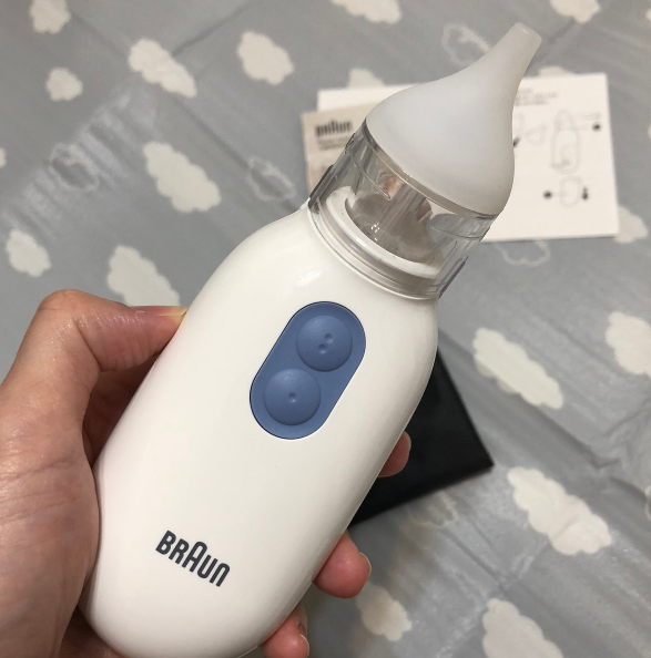 懶人育兒必備~百靈電動吸鼻器