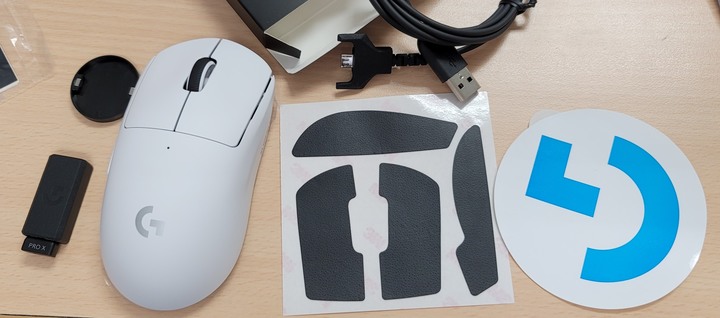 羅技X Pro Superlight白色開箱