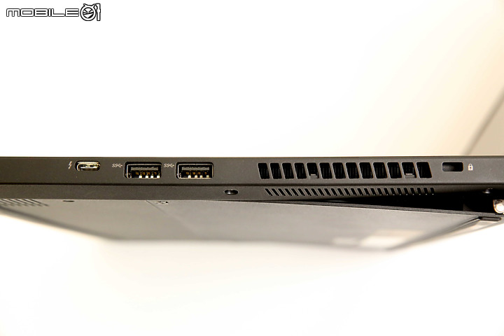 直上極速 300Hz 俱樂部 - Zephyrus S15 (i7-10875H + GTX2080SUPER)
