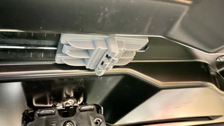 [開箱] 極度浮誇 Mercedes-AMG Roof Box