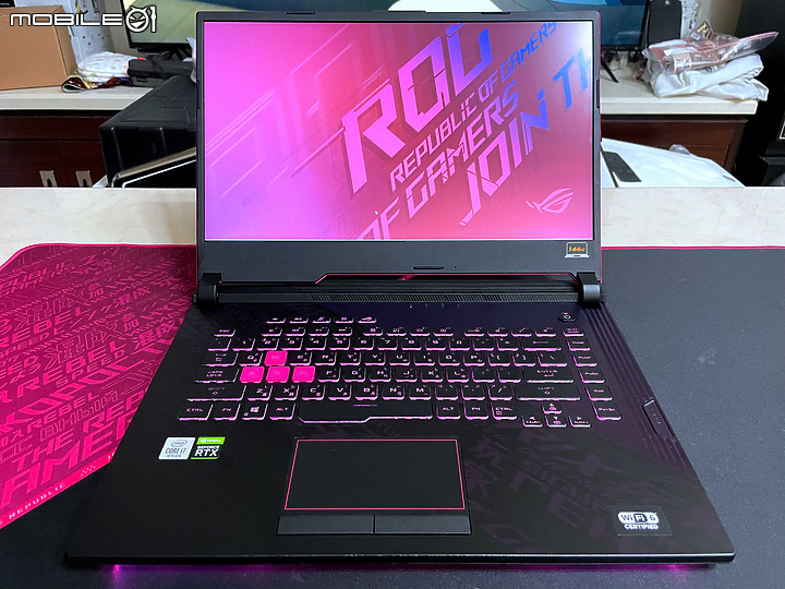 點我看大圖 新機替換 - 電馭粉紅黑肉新寶貝 ROG STRIX G15 G512LV