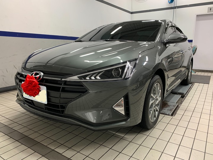 Hyundai Elantra 豪華型 開箱&菜單